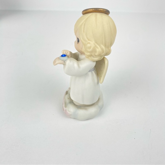 Precious Moments December (Birthstone Angels) Vintage 1996 - Picture 2 of 7